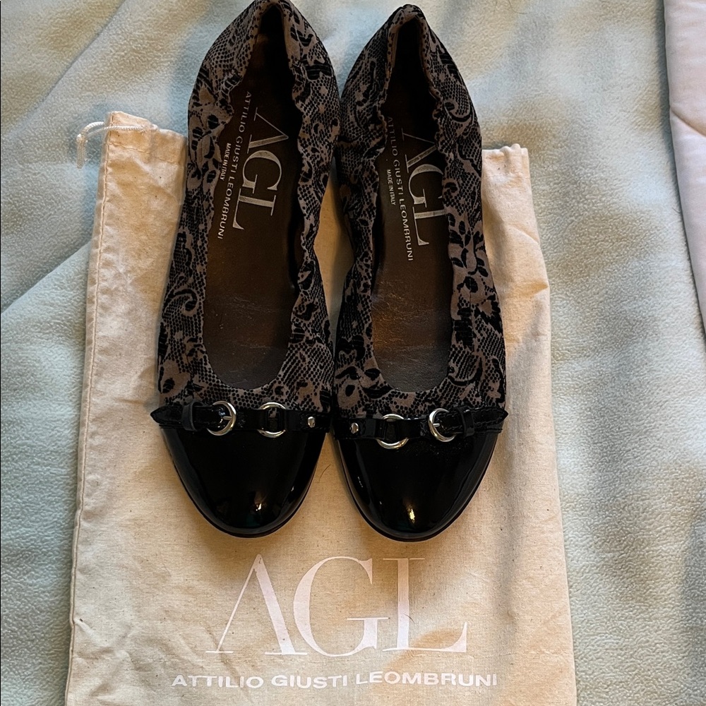 AGL Black and Brown Lace Flats 40.5/9.5
